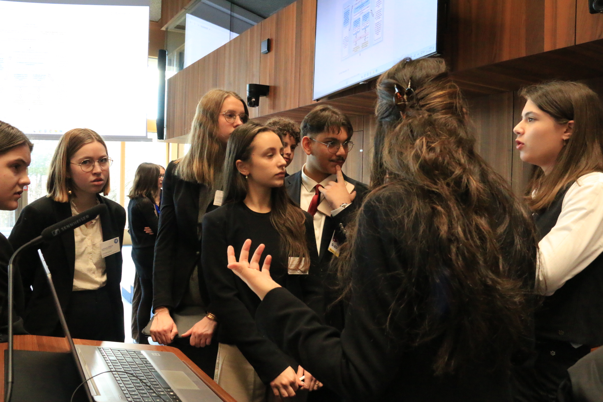 At the labour rights committee, debates shake up certainties